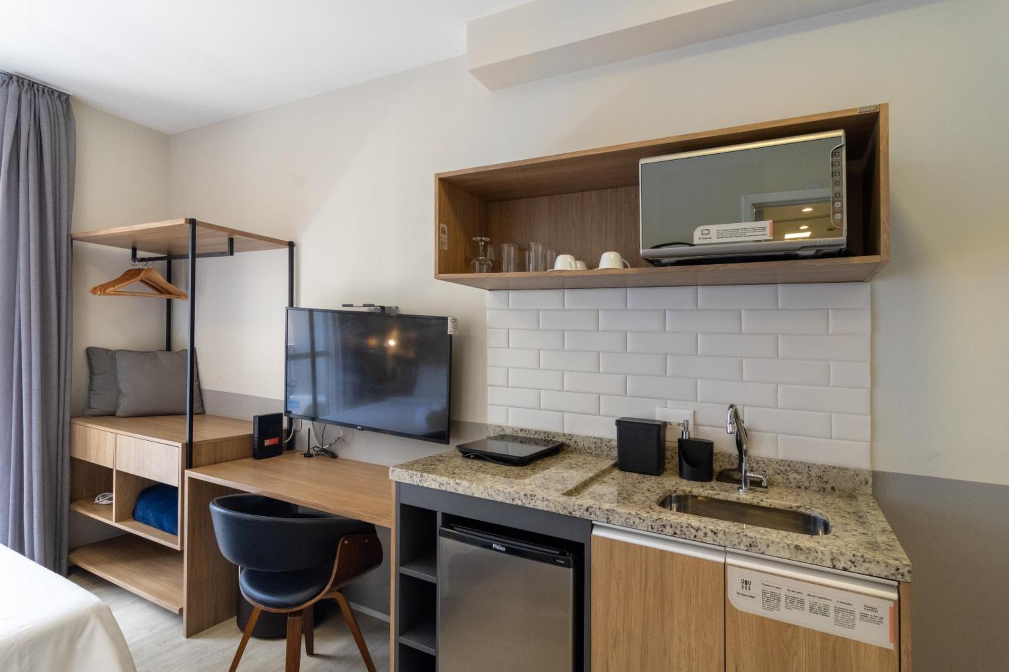 Apartment 360 Brooklin